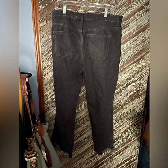 We The Free People Maggie distressed button fly fray leg denim jeans - Picture 6 of 9